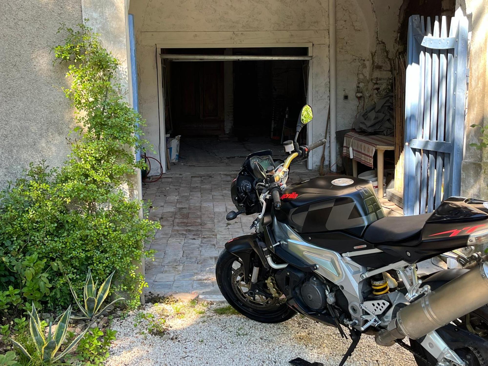 Les Dames De Saint Florent Kültér fotó